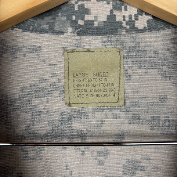 US Army ACU Field Jacket Large Short UCP Digital Camo Shell NSN 8415-01-526-9649 - Picture 8 of 15